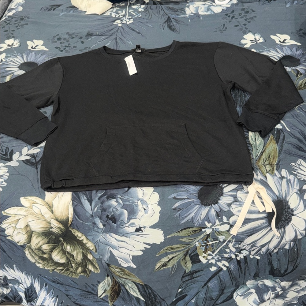 NWT J.Crew Crewneck Kangaroo Pocket Sweatshirt Cloud Fleece- LARGE